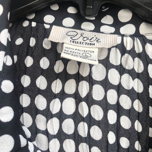 Black and White Polka Dot Top - Picture 2 of 7